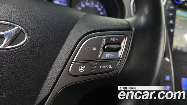Hyundai Santafe 2014 — фото 17