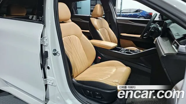 Kia K5 2021 — фото 17