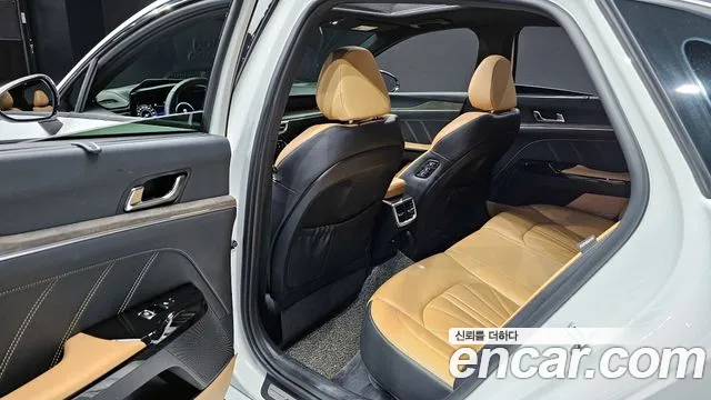 Kia K5 2021 — фото 16