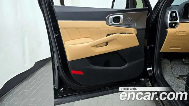 Kia Sorento 2023 — фото 14