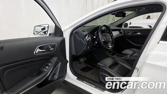 Mercedes-Benz GLA-Class 2019 — фото 13