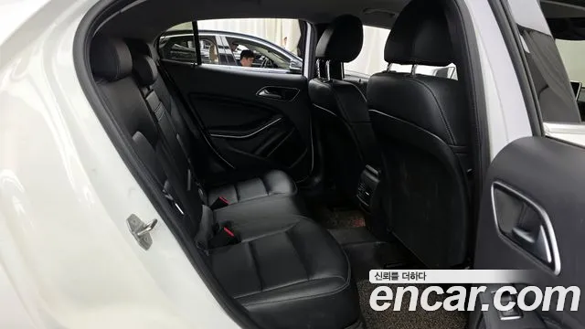 Mercedes-Benz GLA-Class 2019 — фото 17