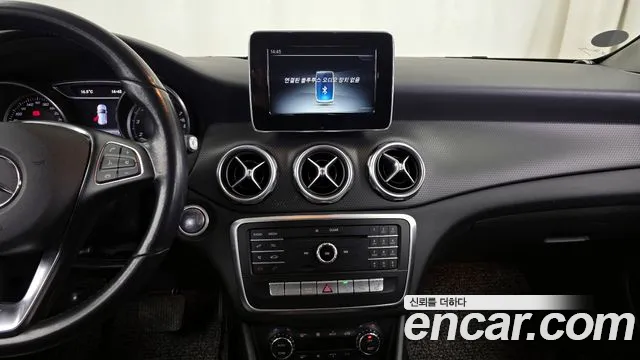 Mercedes-Benz GLA-Class 2019 — фото 19