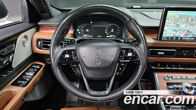 Lincoln Aviator 2021 — фото 19