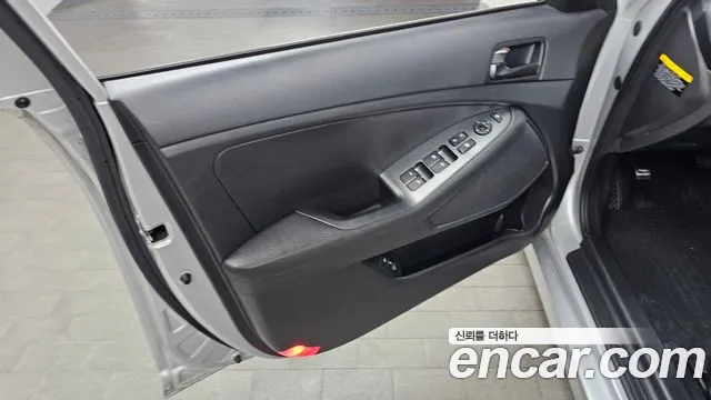 Kia K5 2015 — фото 14