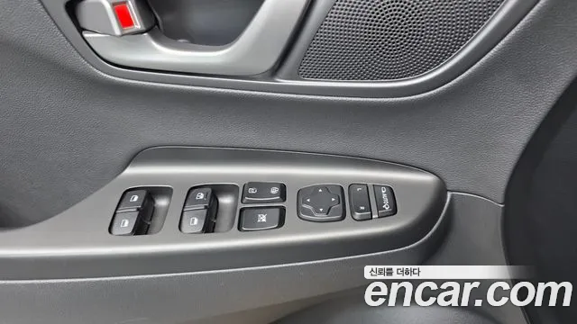 Hyundai Kona 2020 — фото 17