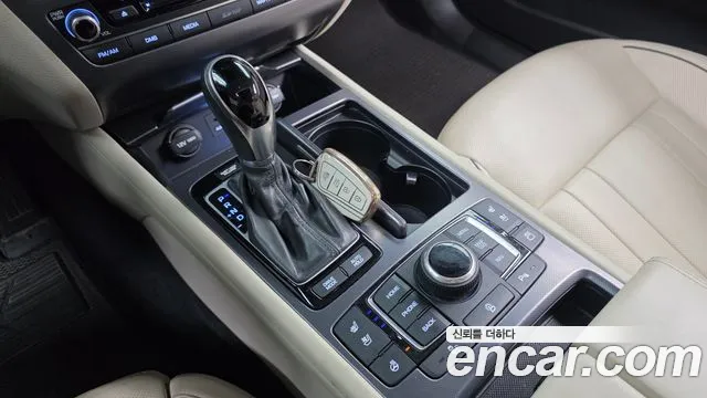 Hyundai Genesis 2016 — фото 12