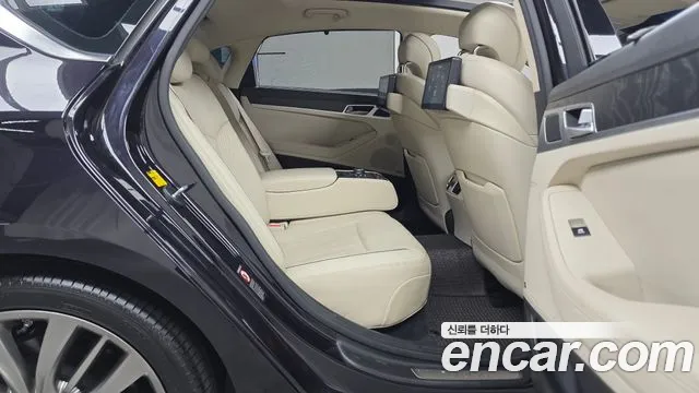 Hyundai Genesis 2016 — фото 18