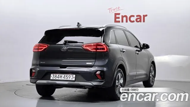 Kia Niro 2020 — фото 2