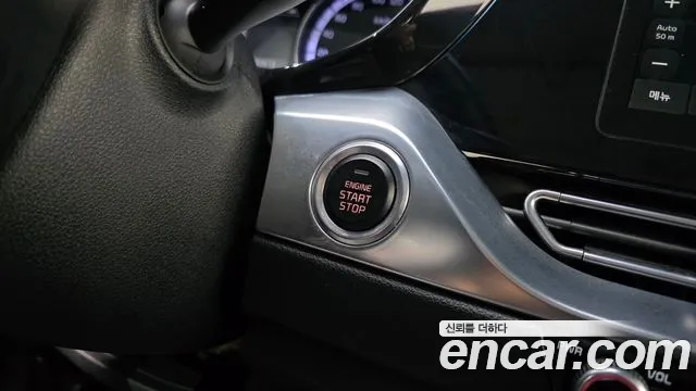 Kia Niro 2020 — фото 19