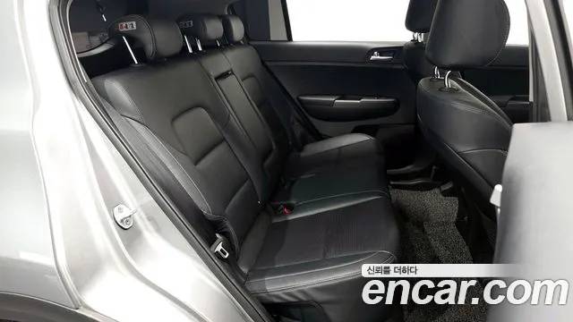 Kia Sportage 2019 — фото 12