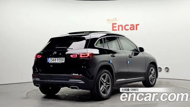 Mercedes-Benz GLA-Class 2021 — фото 2