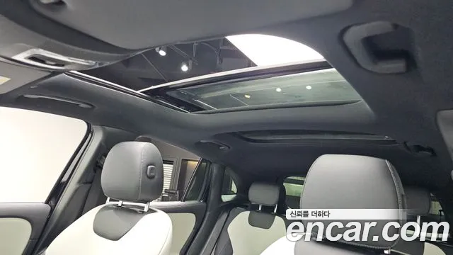 Mercedes-Benz GLA-Class 2021 — фото 18