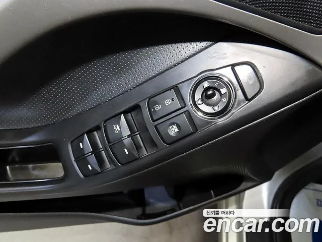 Hyundai AVANTE 2013 — фото 13