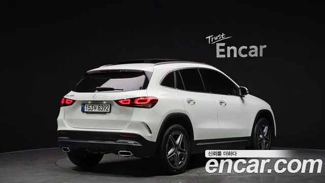 Mercedes-Benz GLA-Class 2023 — фото 2