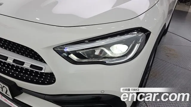 Mercedes-Benz GLA-Class 2023 — фото 8