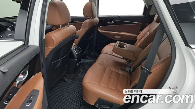 Kia Sorento 2020 — фото 18