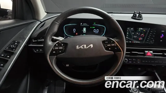Kia Niro 2022 — фото 19