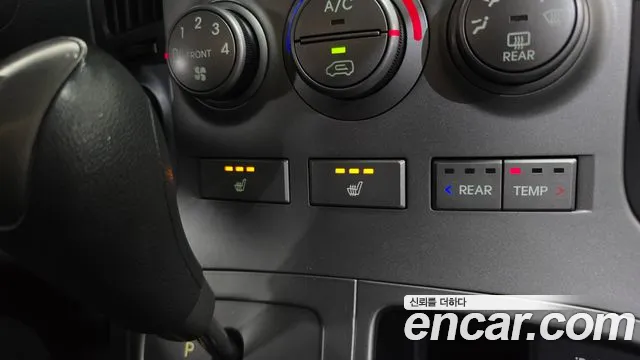 Hyundai Starex 2014 — фото 19