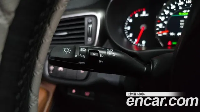 Kia Sorento 2018 — фото 19