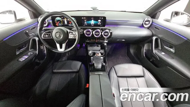 Mercedes-Benz A-Class 2021 — фото 10
