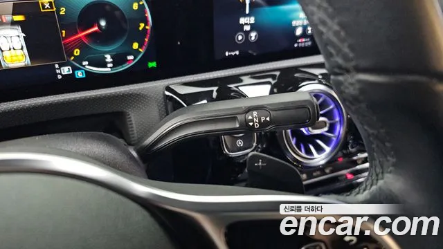 Mercedes-Benz A-Class 2021 — фото 12