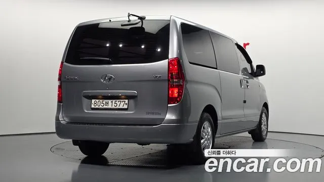 Hyundai Starex 2018 — фото 2