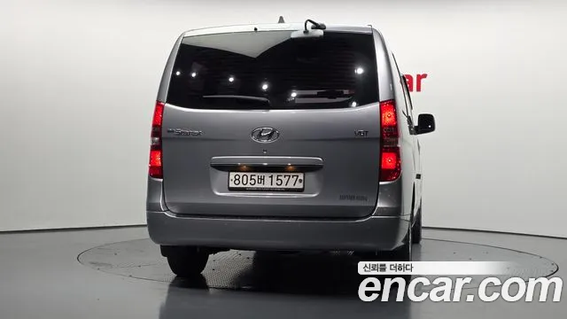 Hyundai Starex 2018 — фото 4