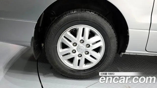Hyundai Starex 2018 — фото 7
