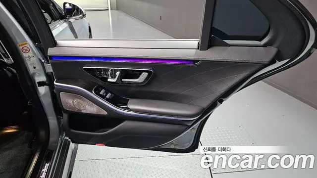 Mercedes-Benz S-Class 2022 — фото 15