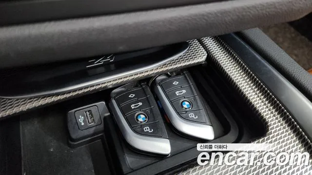 BMW Z4 2019 — фото 15
