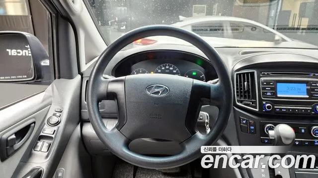 Hyundai Starex 2019 — фото 20