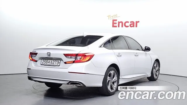 Honda Accord 2019 — фото 2