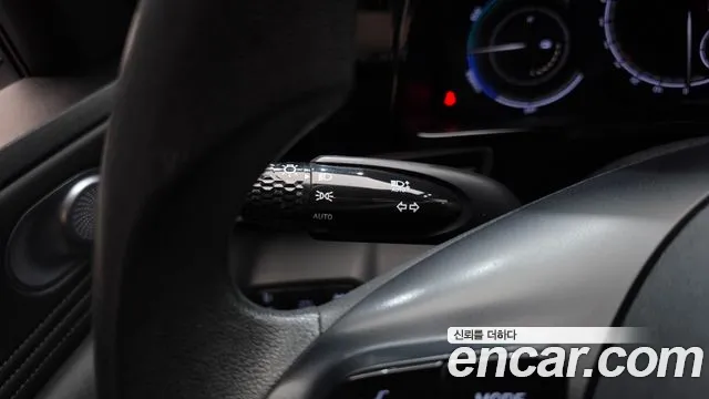 Hyundai AVANTE 2021 — фото 16
