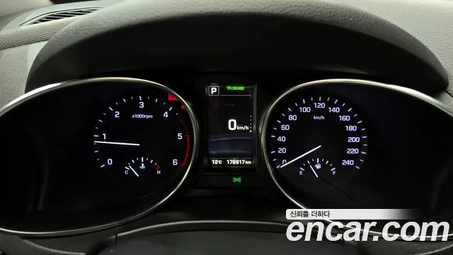 Hyundai Santafe 2016 — фото 11