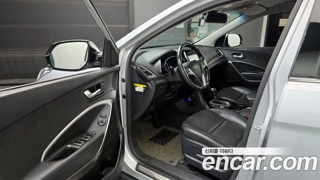 Hyundai Santafe 2016 — фото 13