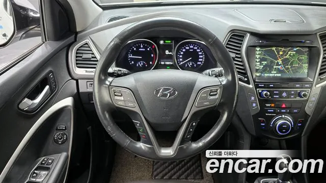 Hyundai Santafe 2016 — фото 19