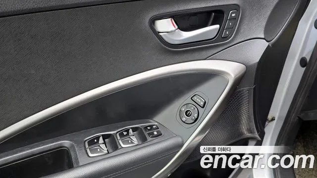 Hyundai Santafe 2016 — фото 20