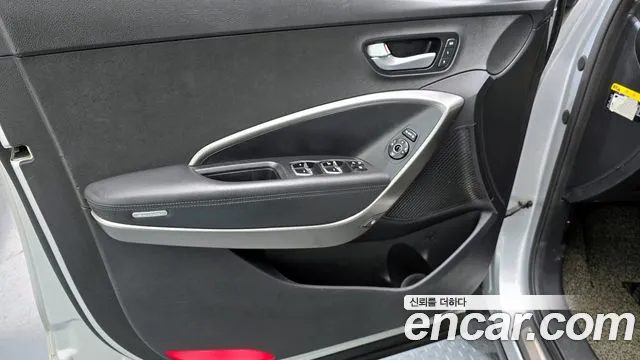 Hyundai Santafe 2016 — фото 14