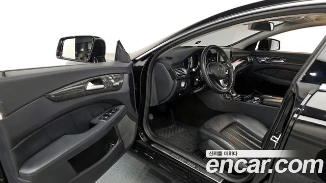 Mercedes-Benz CLS-Class 2017 — фото 13