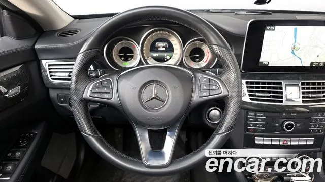 Mercedes-Benz CLS-Class 2017 — фото 20