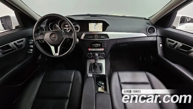 Mercedes-Benz C-Class 2013 — фото 7