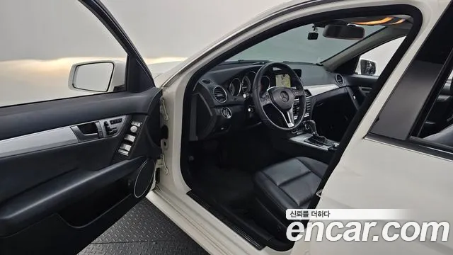 Mercedes-Benz C-Class 2013 — фото 10