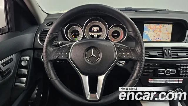Mercedes-Benz C-Class 2013 — фото 12