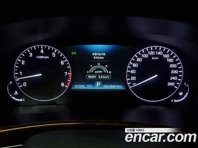Hyundai Equus 2015 — фото 7