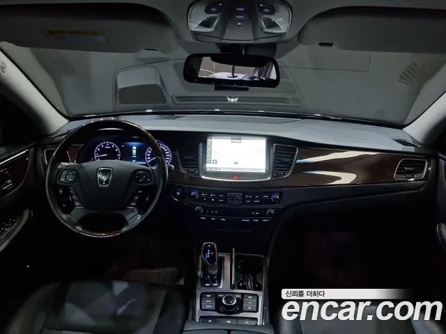 Hyundai Equus 2015 — фото 10