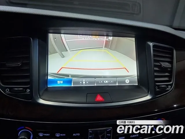 Hyundai Equus 2015 — фото 13