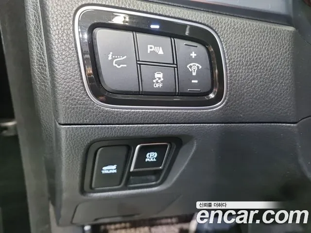 Hyundai Equus 2015 — фото 19