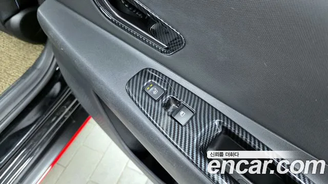 Hyundai AVANTE 2023 — фото 18