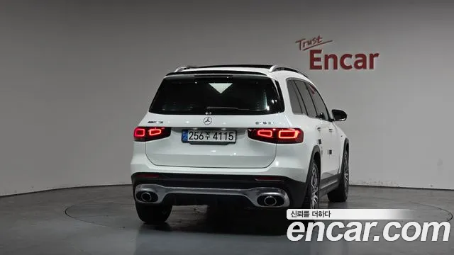 Mercedes-Benz GLB-Class 2022 — фото 3